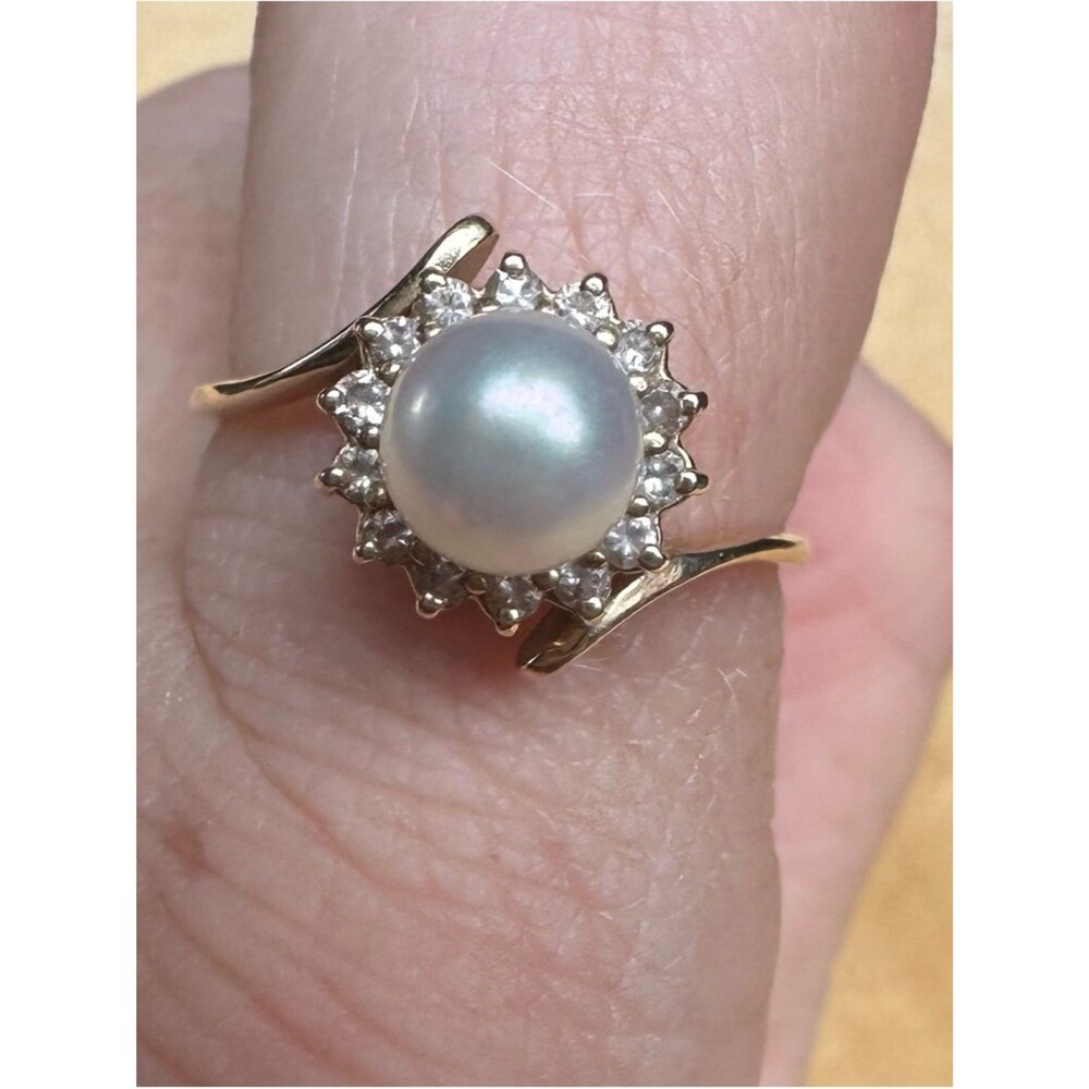 Classic Gold Pearl and Diamond Halo Ring - White Pearl